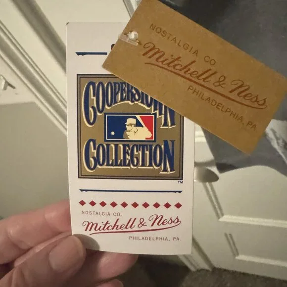 Men's Chipper Jones Atlanta Braves Mitchell & Ness Graphic T, Size XL, NWT - Picture 3 of 5